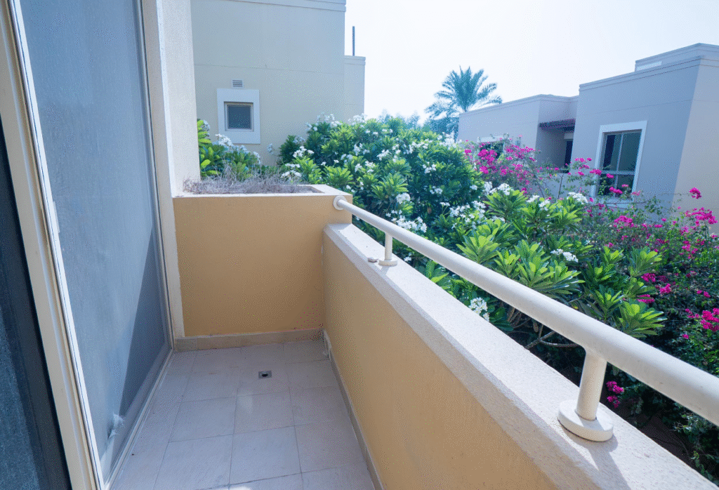 Upgraded 3 bedroom villa for sale in Al Raha Gardens (Hemaim Community)