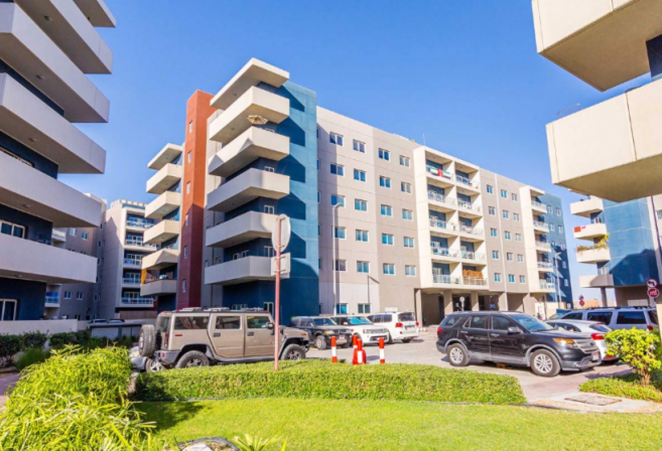 1 Bedroom apartment for sale in Al Reef Downtown, Abu Dhabi
