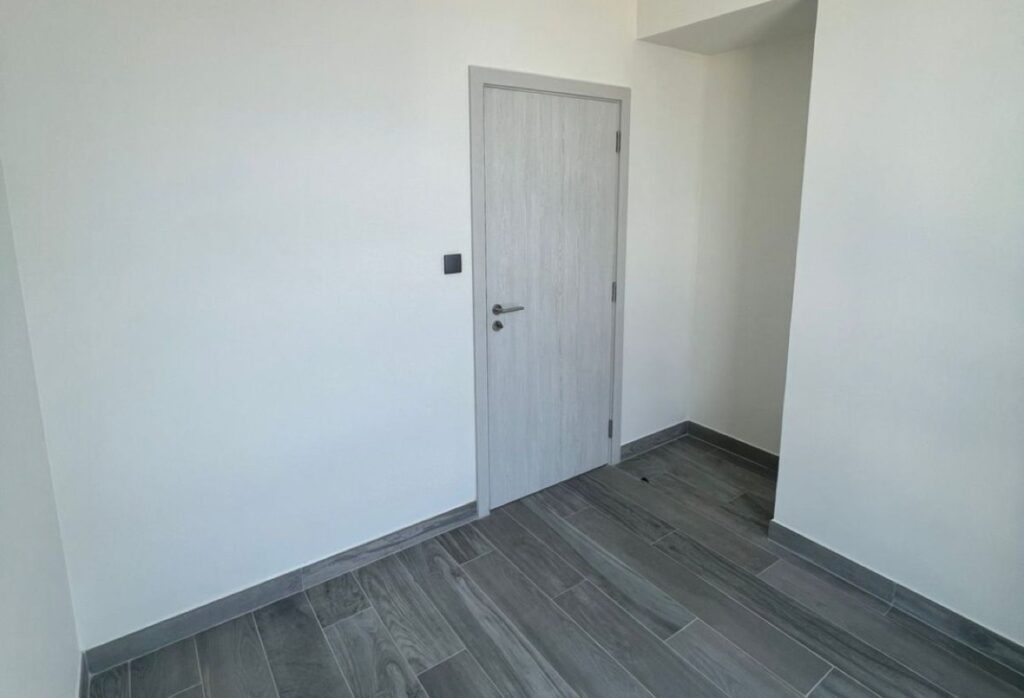 5 bedroom villa for sale Noya Luma Yas Island Abu Dhabi with garden and strong ROI