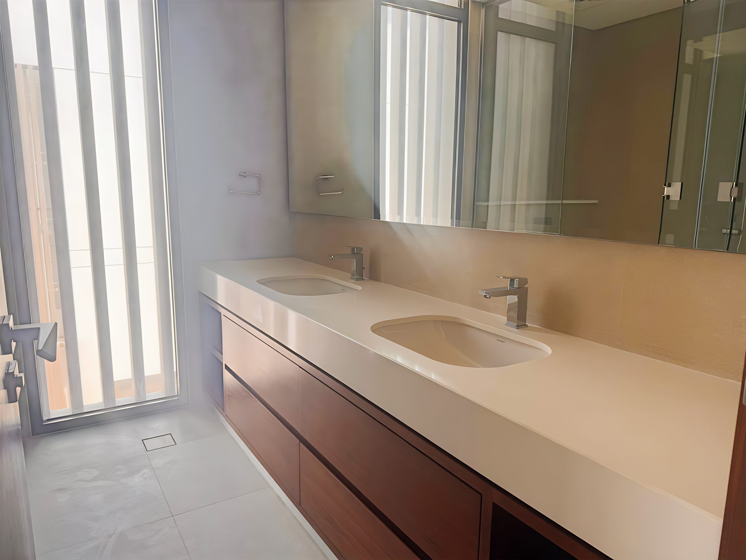 5-bedroom luxury villa for sale in Seef Al Jubail Abu Dhabi with private garden, balcony, and waterfront living in an exclusive community