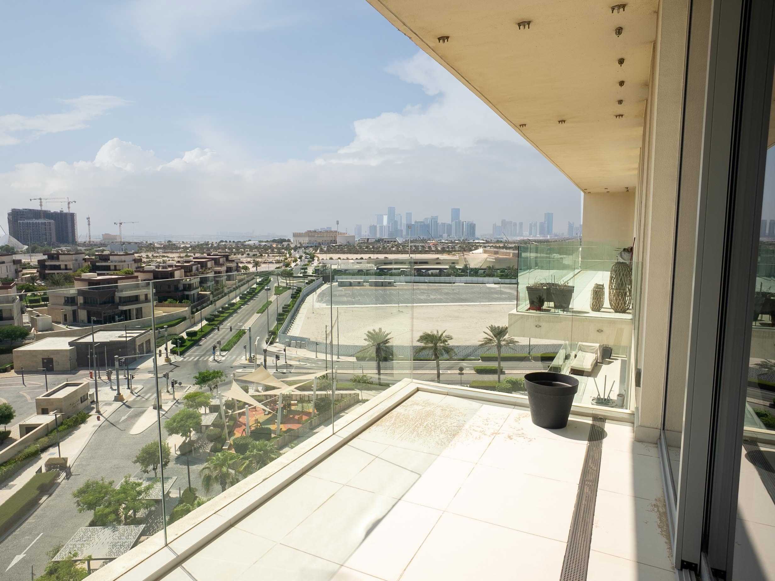 3-bedroom apartment for sale in Mamsha Al Saadiyat Saadiyat Island Abu Dhabi with maid’s room, balcony, and beachfront access