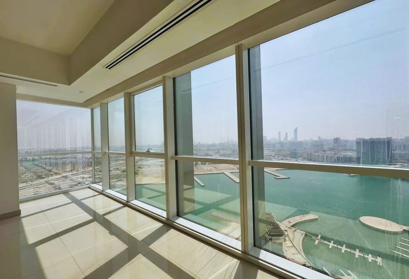 4 bedroom high floor apartment Al Durrah Tower Marina Square Al Reem Island Abu Dhabi