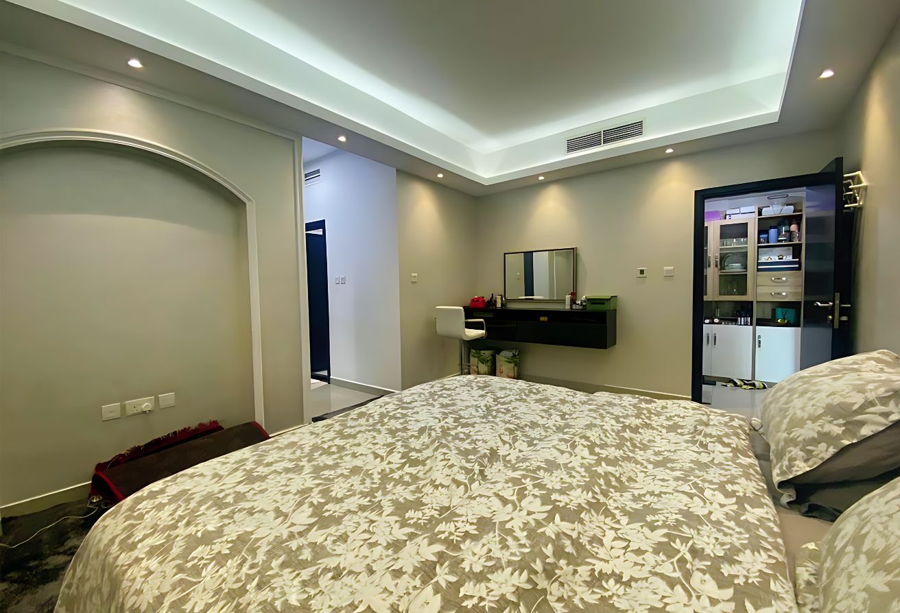 Fully furnished 1 bedroom apartment Tower 8 Al Reef Downtown Abu Dhabi for sale