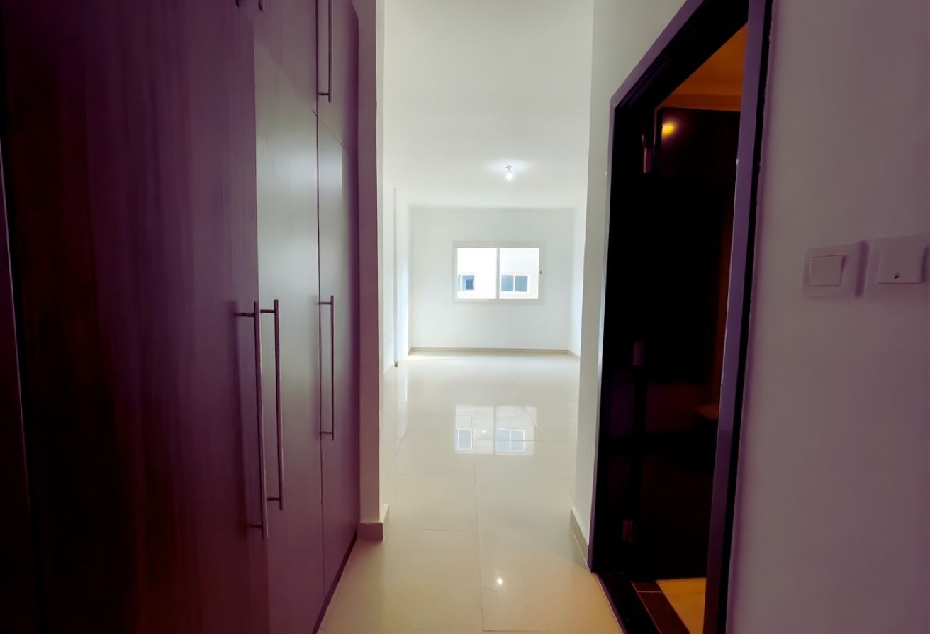 3-bedroom apartment for sale in Tower 21, Al Reef Downtown Abu Dhabi – family home with terrace and maid’s room