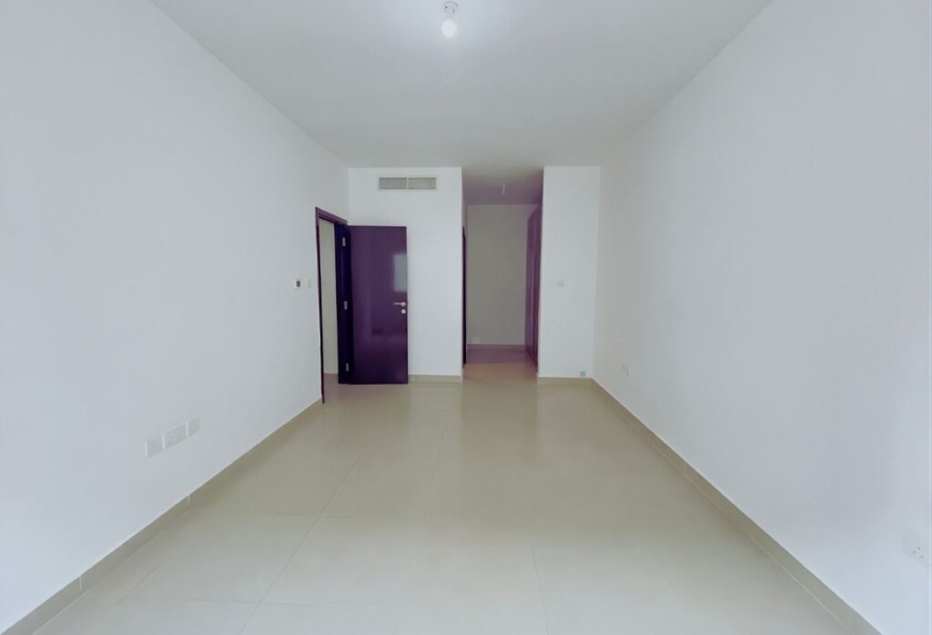 3-bedroom apartment for sale in Tower 21, Al Reef Downtown Abu Dhabi – family home with terrace and maid’s room