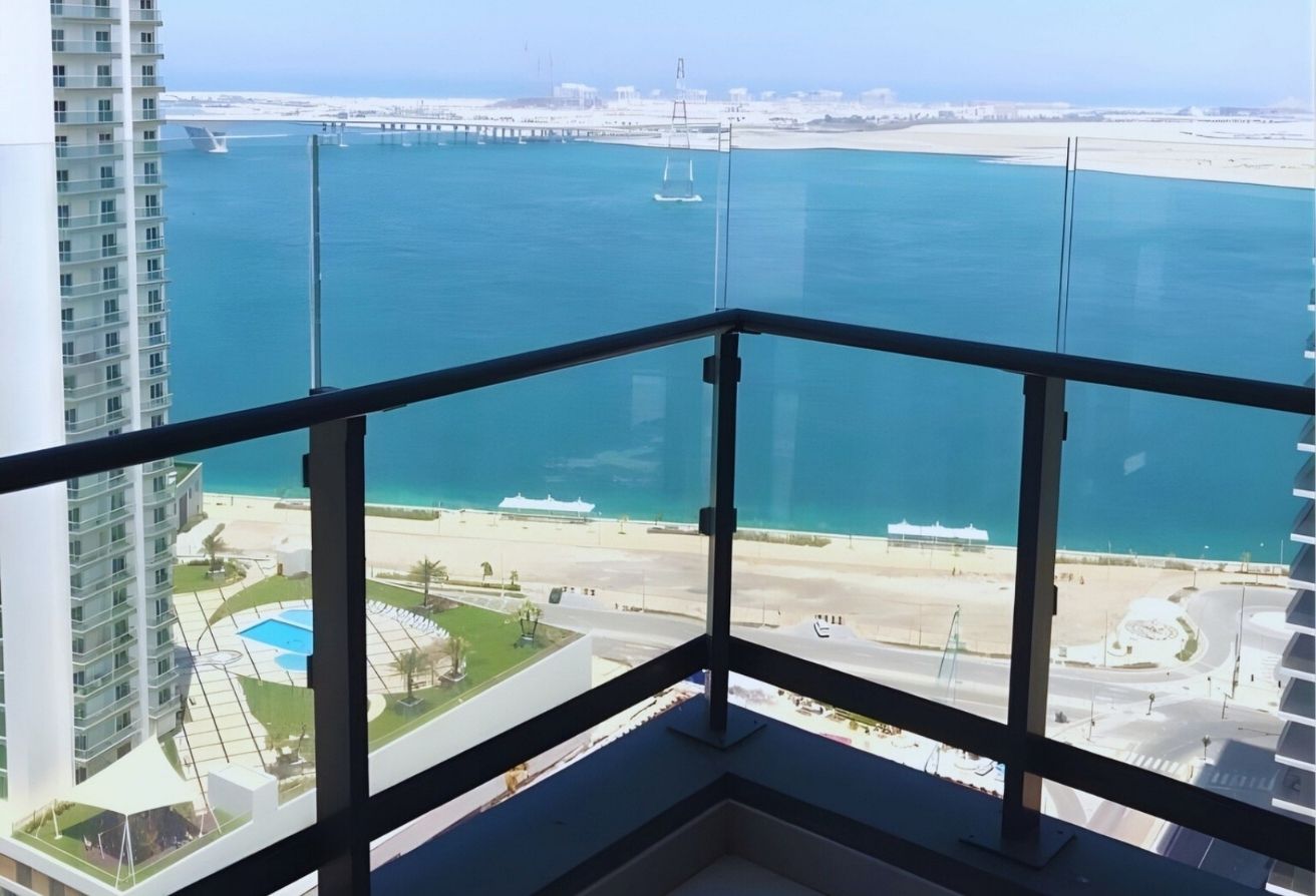 Studio apartment for sale in The Bridges, Shams Abu Dhabi – high-floor sea view unit on Al Reem Island