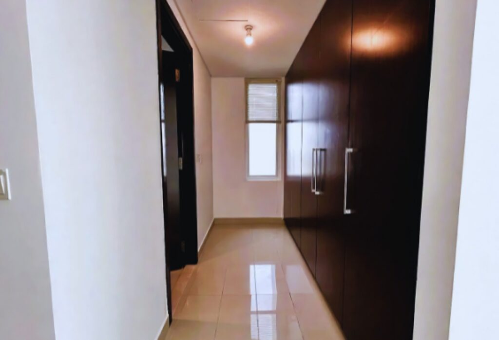 3-bedroom apartment for sale in Al Durrah Tower Marina Square Al Reem Island Abu Dhabi – luxury waterfront home with panoramic marina view