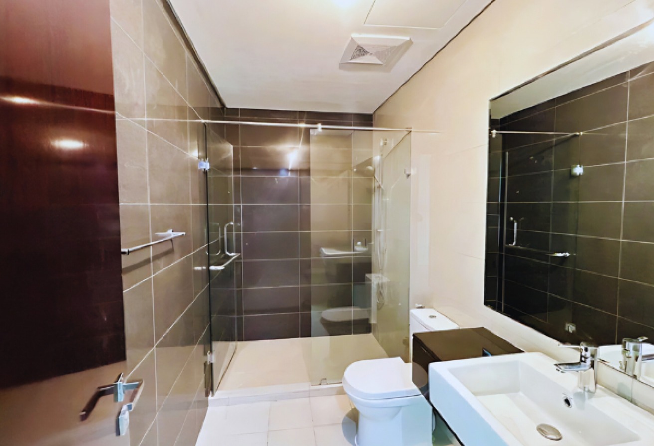 3-bedroom apartment for sale in Al Durrah Tower Marina Square Al Reem Island Abu Dhabi – luxury waterfront home with panoramic marina view