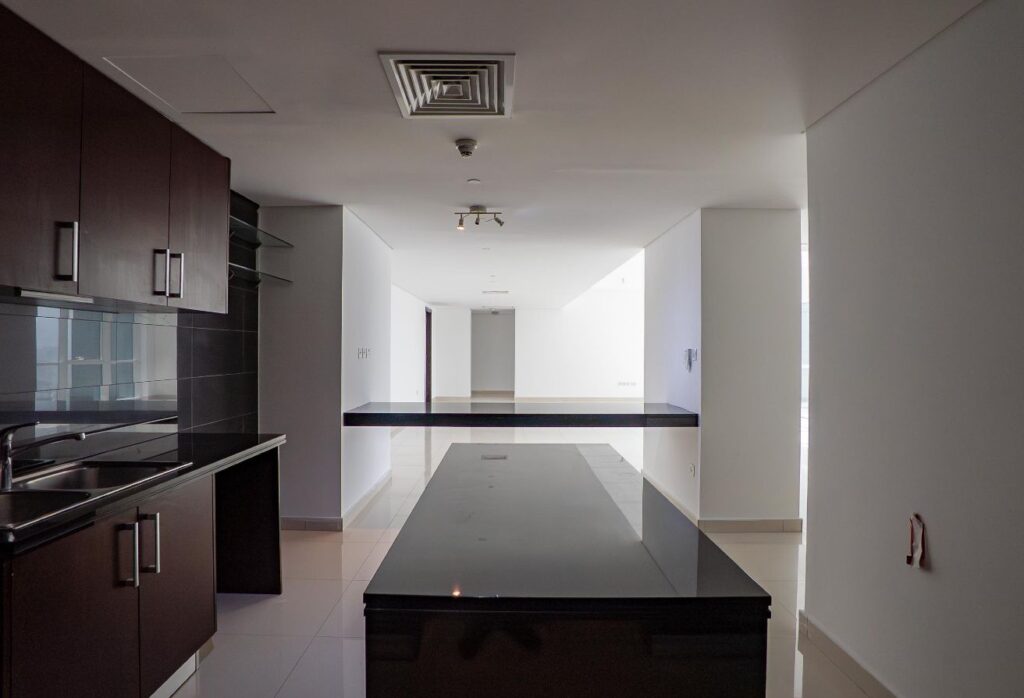 3-bedroom apartment with maid’s and study room for sale in Al Durrah Tower, Marina Square, Al Reem Island Abu Dhabi – waterfront luxury home