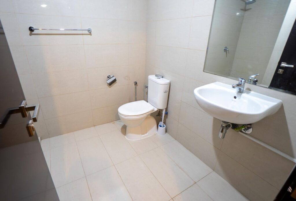 3-bedroom apartment with maid’s and study room for sale in Al Durrah Tower, Marina Square, Al Reem Island Abu Dhabi – waterfront luxury home