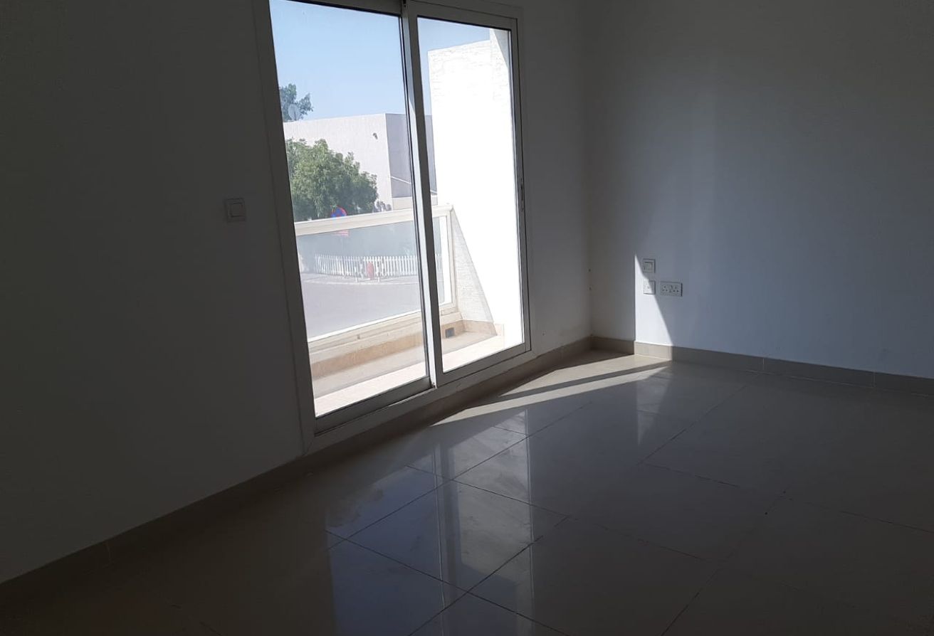 Spacious 3-bedroom villa with rooftop terrace in Al Reef Villas Abu Dhabi.