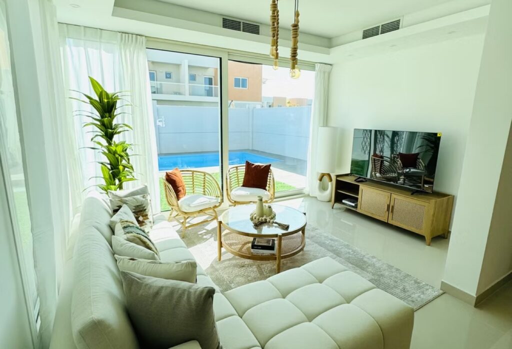 Modern 3-bedroom villa for sale in Manazel Al Reef 2 Al Samha Abu Dhabi.