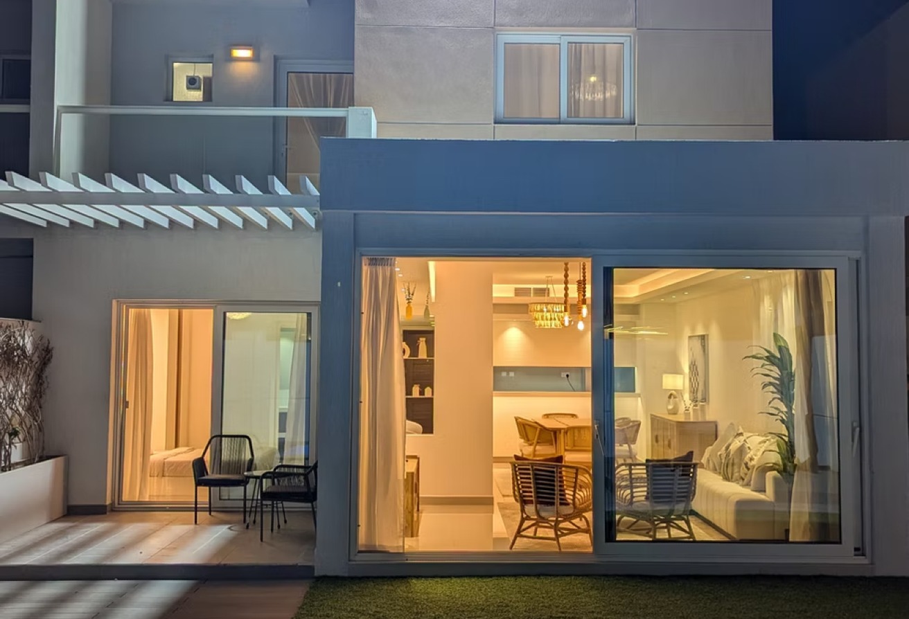 Modern 3-bedroom villa for sale in Manazel Al Reef 2 Al Samha Abu Dhabi.