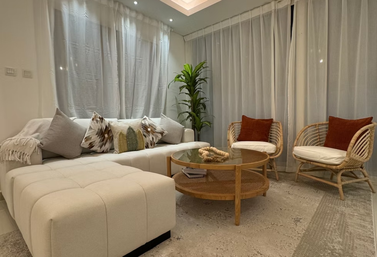 Modern 3-bedroom villa for sale in Manazel Al Reef 2 Al Samha Abu Dhabi.