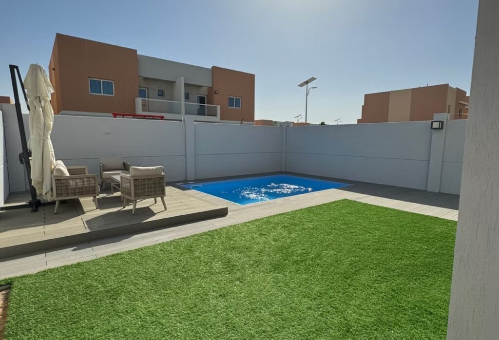 Modern 3-bedroom villa for sale in Manazel Al Reef 2 Al Samha Abu Dhabi.