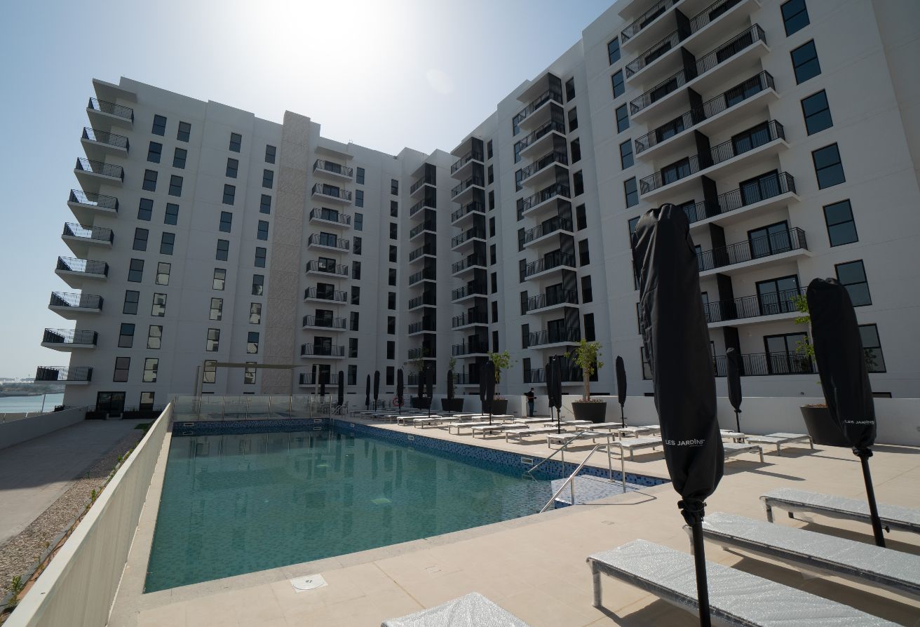 Waterfront 1-bedroom apartment for sale in Waters Edge Yas Island Abu Dhabi.