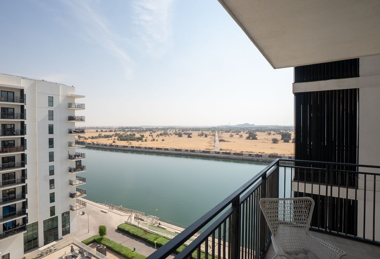 Waterfront 1-bedroom apartment for sale in Waters Edge Yas Island Abu Dhabi.