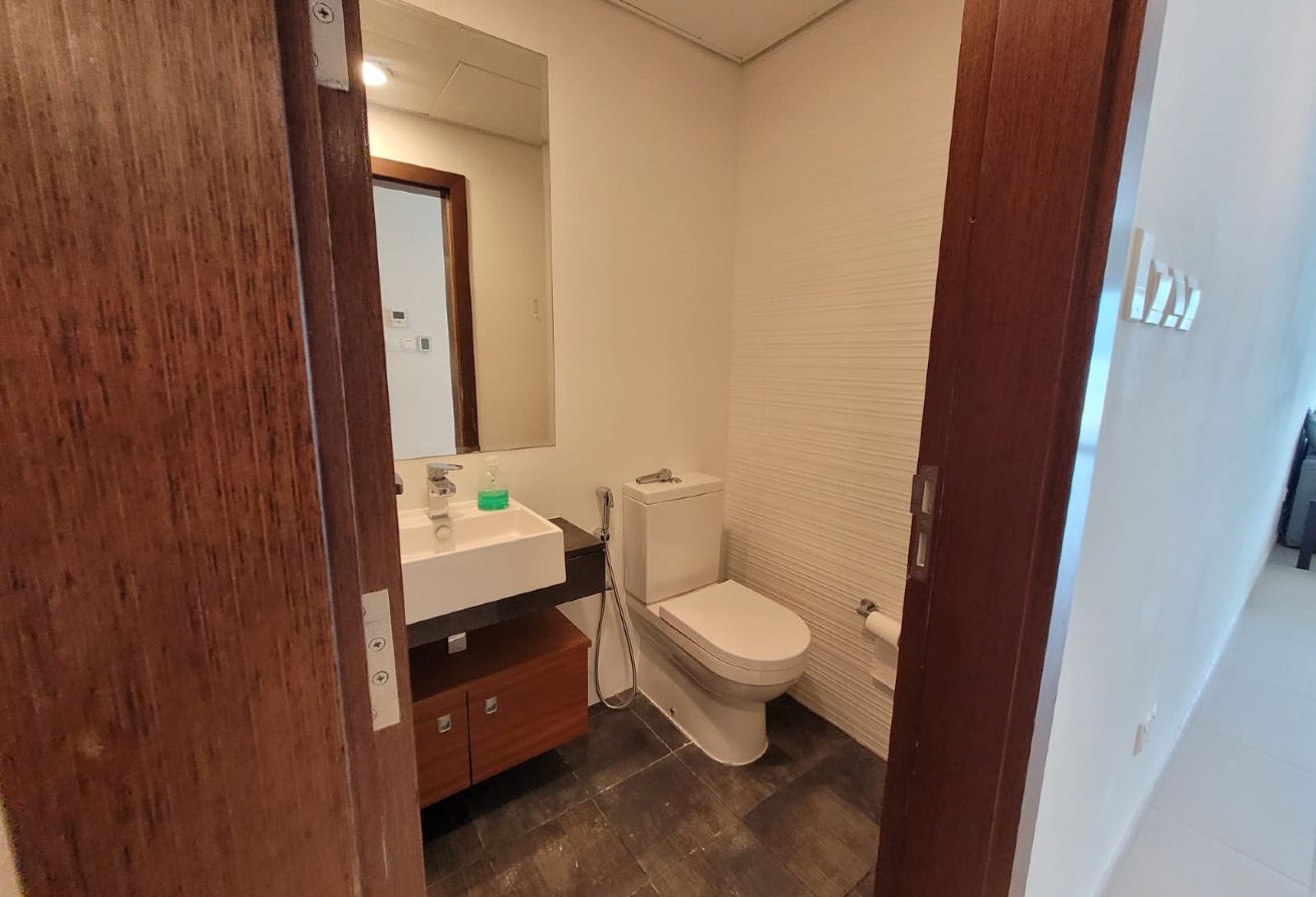 Modern 2-bedroom apartment in Gate Tower 1 Al Reem Island Abu Dhabi.