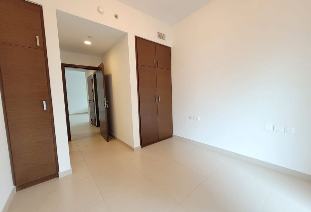 Modern 2-bedroom apartment in Gate Tower 1 Al Reem Island Abu Dhabi.