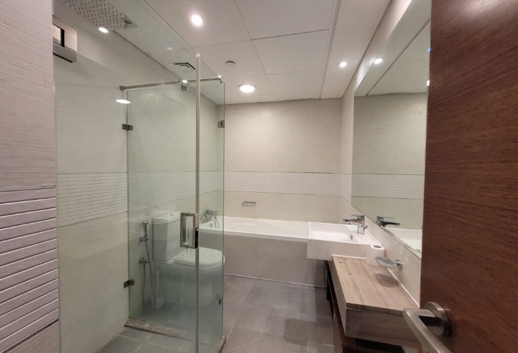 Modern 2-bedroom apartment in Gate Tower 1 Al Reem Island Abu Dhabi.