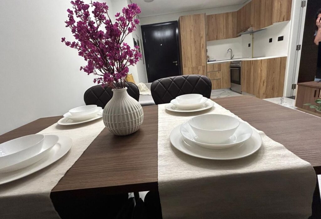 High floor fully furnished junior one bedroom apartment with canal view in Al Maryah Vista, Al Maryah Island.