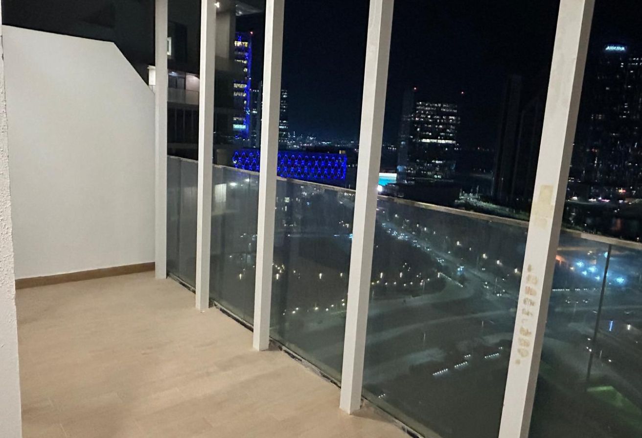 High floor fully furnished junior one bedroom apartment with canal view in Al Maryah Vista, Al Maryah Island.