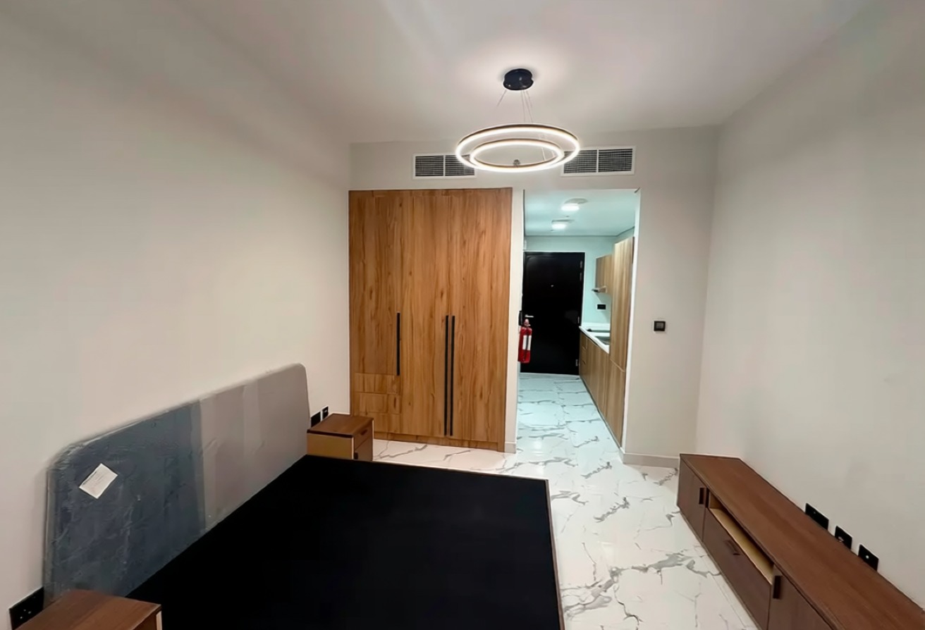 Fully furnished studio apartment with pool view in Al Maryah Vista Al Maryah Island