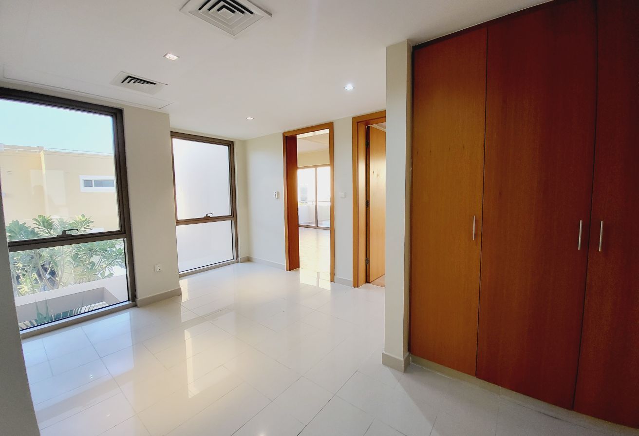 4-bedroom corner villa with private pool in Sidra, Al Raha Gardens