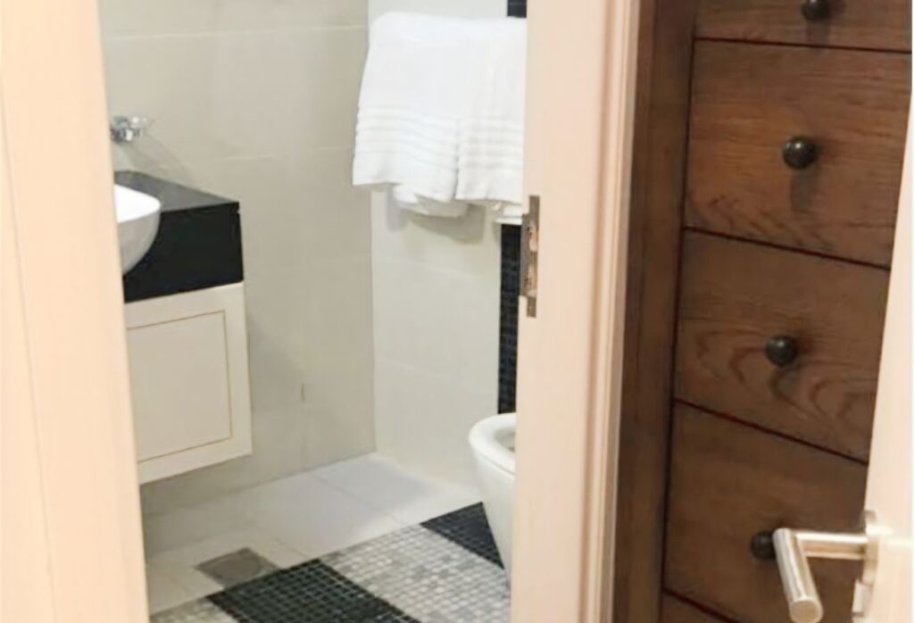 Furnished one bedroom apartment with large terrace and sea view in Marina Bay by DAMAC, Al Reem Island.