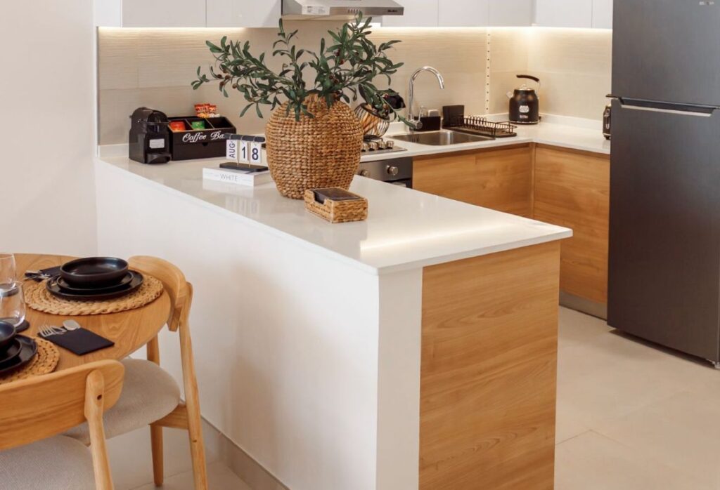 Radiant Boulevard furnished 2 bedroom apartment canal view Al Reem Island