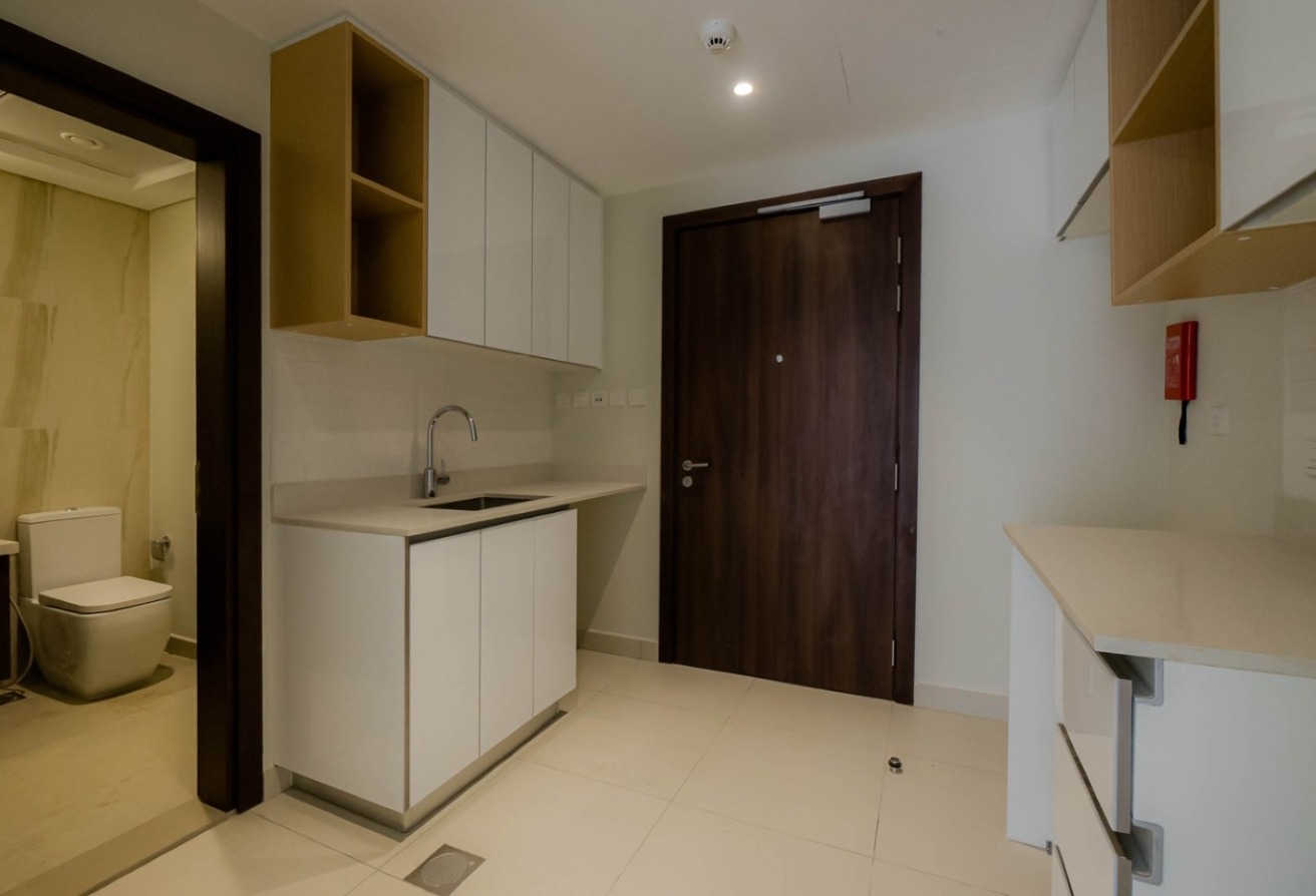 Studio apartment with balcony for sale in Reflection Tower B, Shams Abu Dhabi, Al Reem Island.