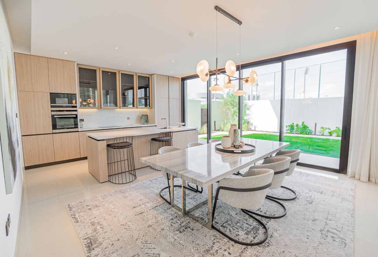 Luxury 4 bedroom family villa Saadiyat Island Al Ghaf community