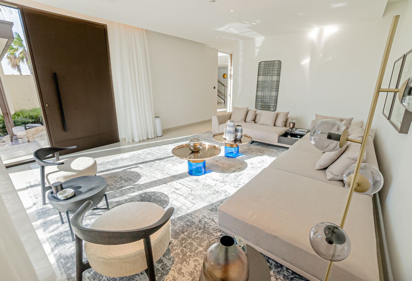Luxury 4 bedroom family villa Saadiyat Island Al Ghaf community