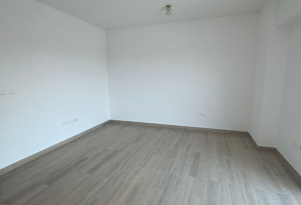 Corner 2 bedroom apartment with full canal view in Waters Edge, Yas Island.