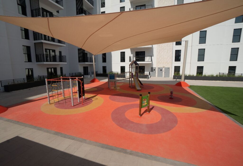 Corner 2 bedroom apartment with full canal view in Waters Edge, Yas Island.