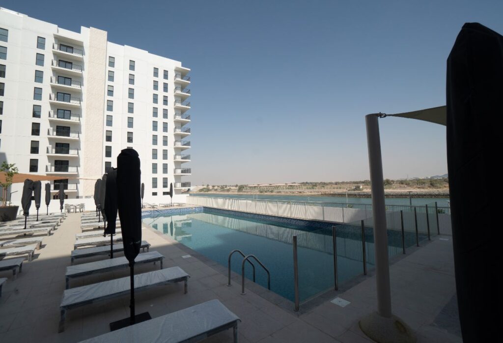 Corner 2 bedroom apartment with full canal view in Waters Edge, Yas Island.