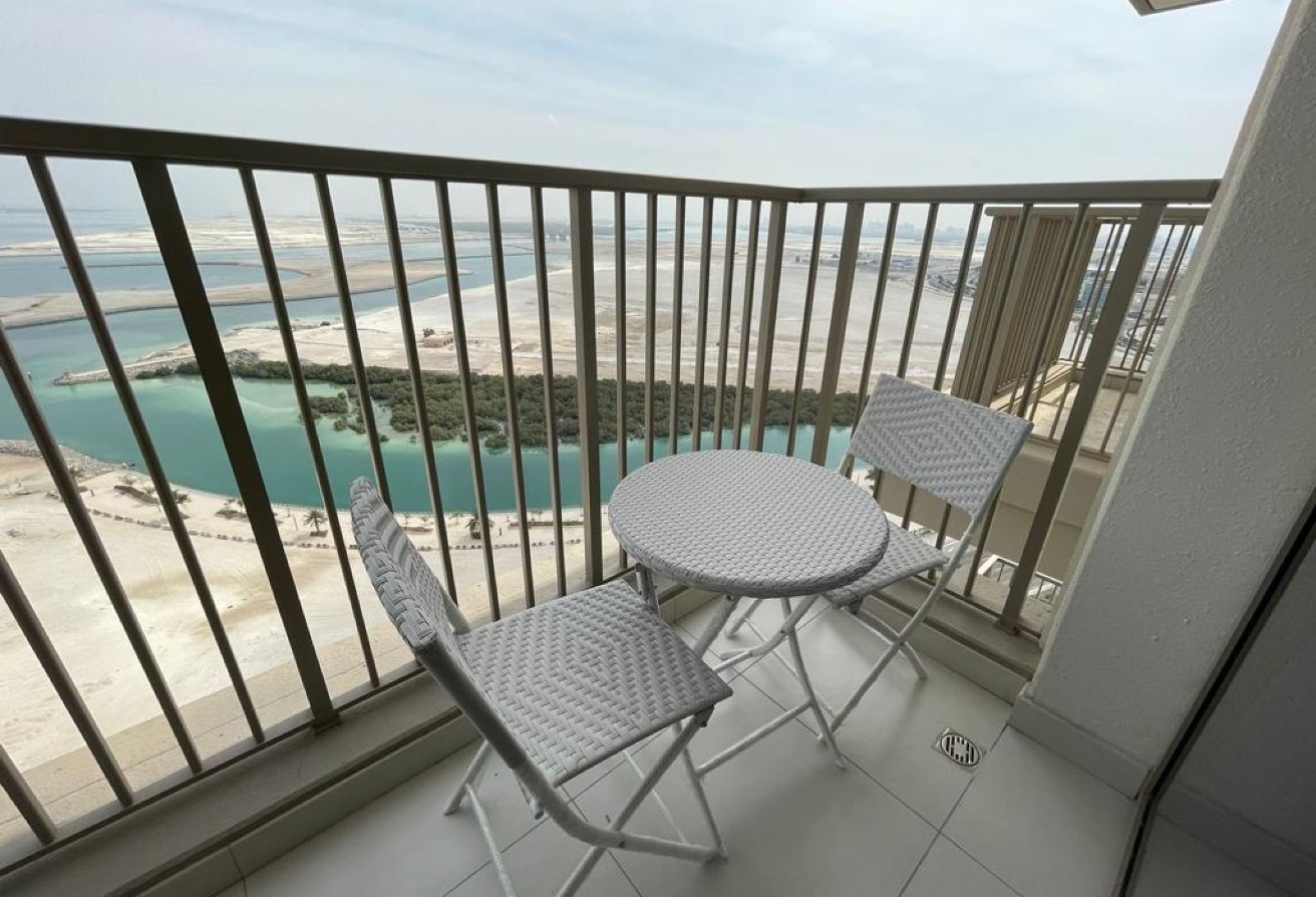 Furnished 1 bedroom apartment with sea view for sale in Reflection Tower B, Shams Abu Dhabi, Al Reem Island.