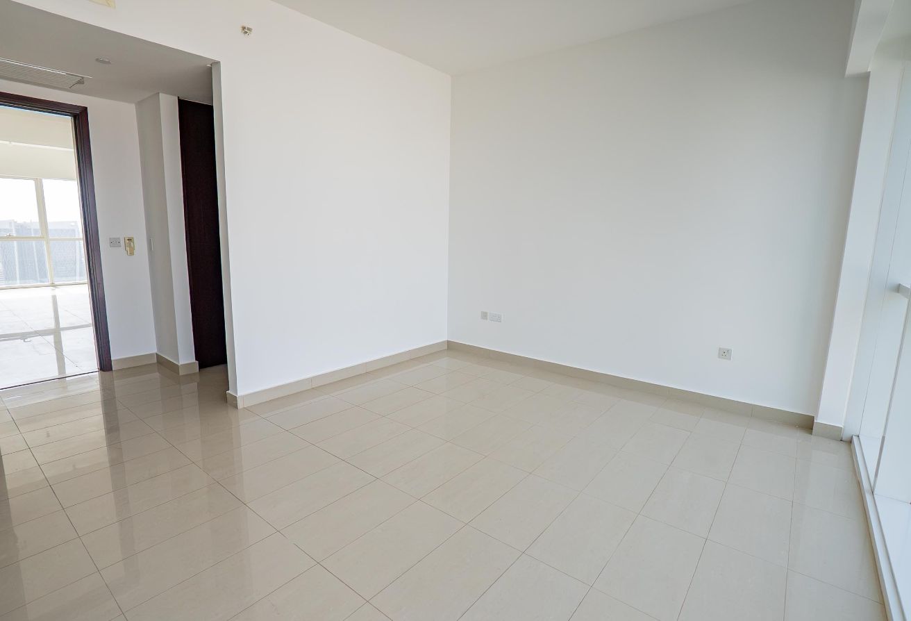 Marina Square 3 bedroom apartment with maid room and marina view