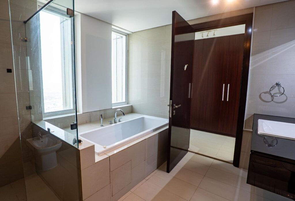 Marina Square 3 bedroom apartment with maid room and marina view