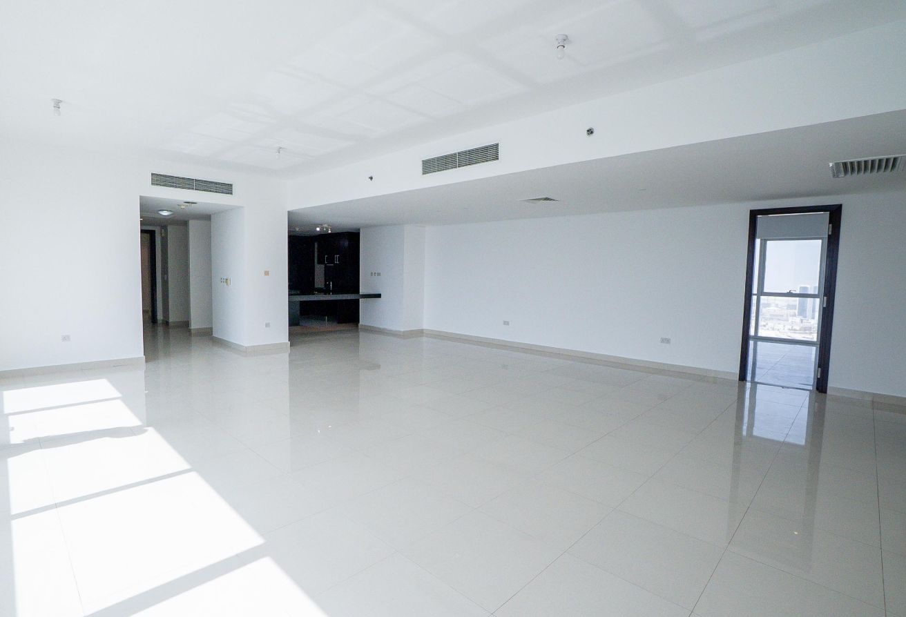 Marina Square 3 bedroom apartment with maid room and marina view