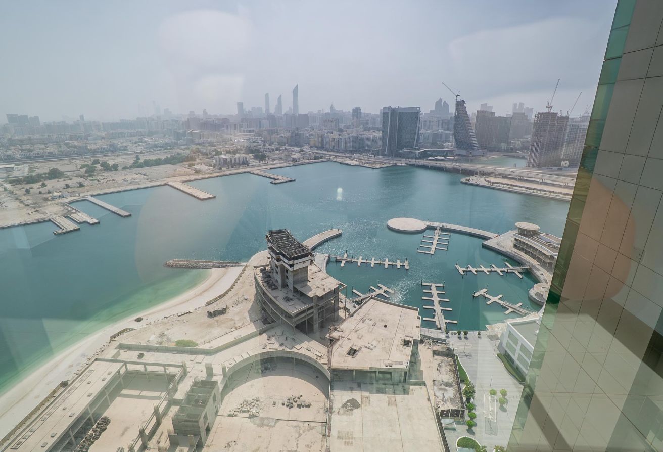 Marina Square 3 bedroom apartment with maid room and marina view