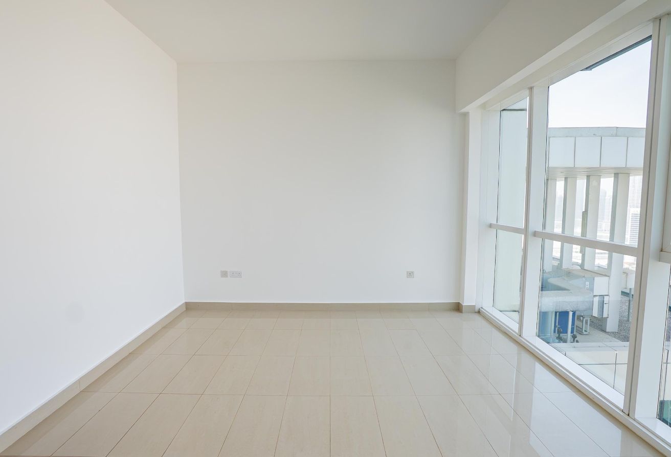 Marina Square 3 bedroom apartment with maid room and marina view