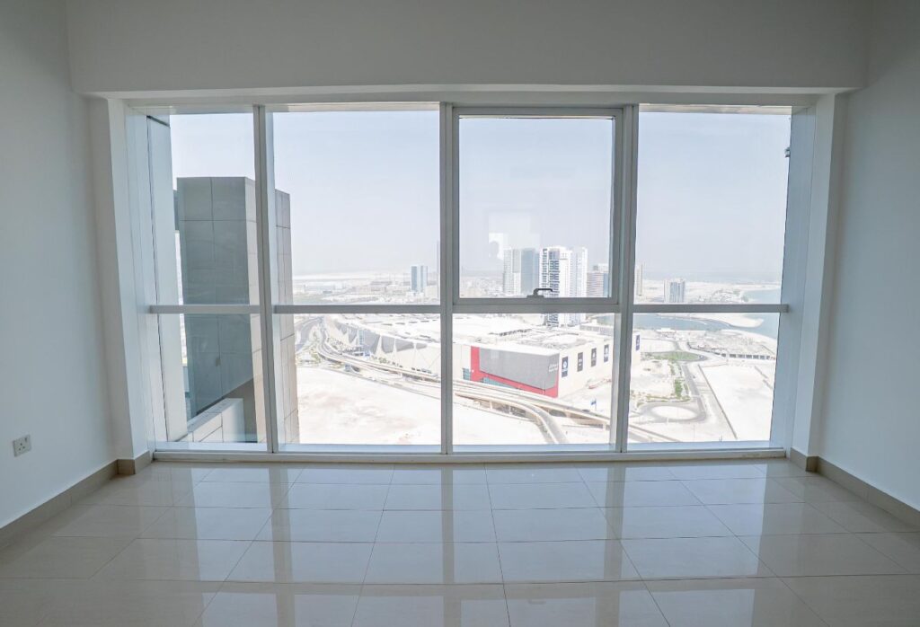 Marina Square 3 bedroom apartment with maid room and marina view