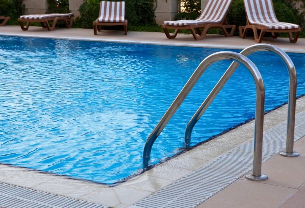 4 bedroom marina view apartment in Al Durrah Tower Marina Square