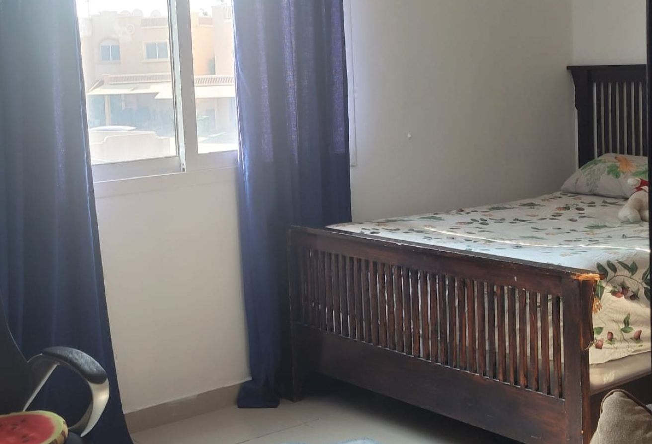 Al Reef Villas 5 bedroom villa private pool Mediterranean Abu Dhabi