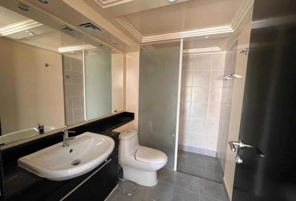 Al Reef Villas 5 bedroom villa private pool Mediterranean Abu Dhabi