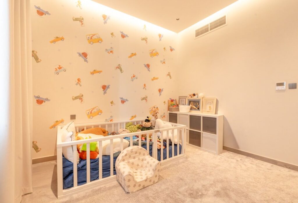 Fully furnished 4 bedroom villa for sale in Noya Luma Yas Island