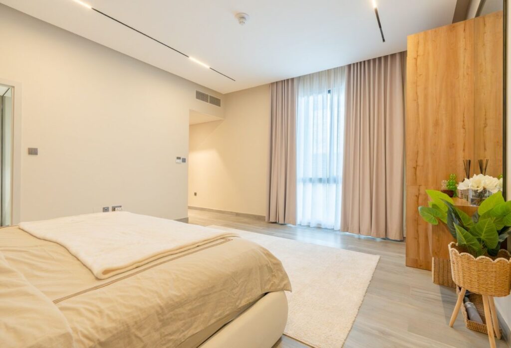 Fully furnished 4 bedroom villa for sale in Noya Luma Yas Island