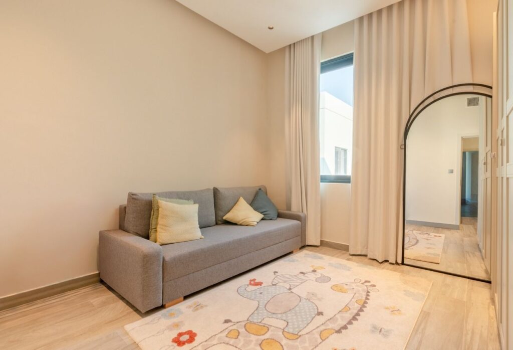 Fully furnished 4 bedroom villa for sale in Noya Luma Yas Island