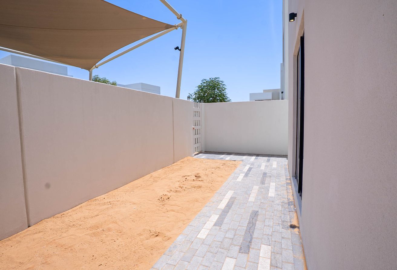 Premium 4 bedroom villa Noya 1 Yas Island Abu Dhabi